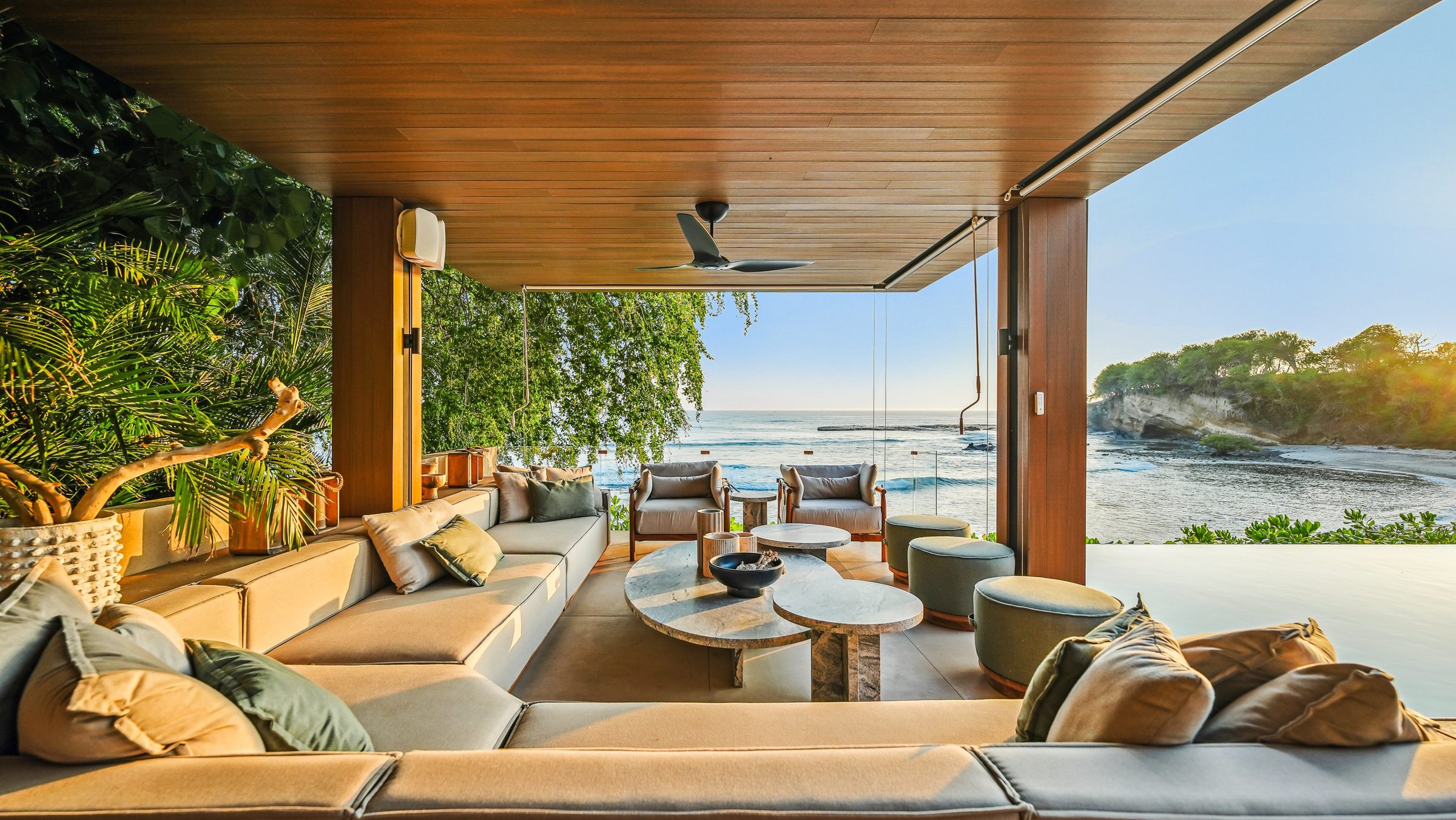 Paradise Coves #1, Paradise Coves: beach living room